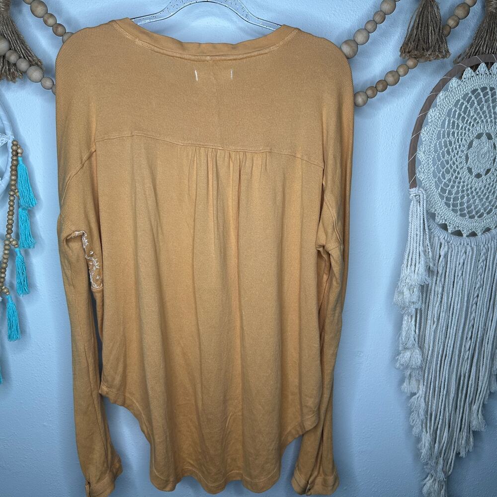 Free People We the Free Free Spirit Henley Top - Picture 4 of 5